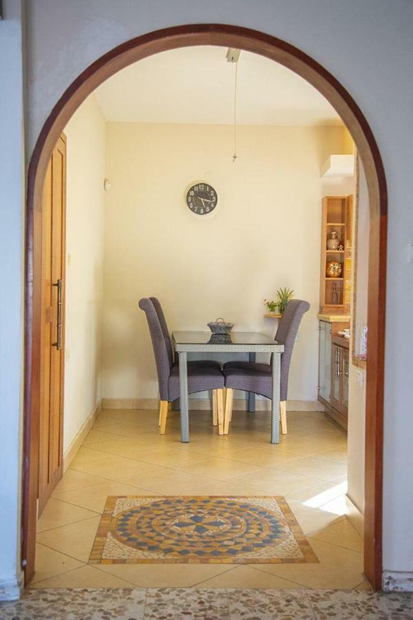 Efroni Villa Guesthouse 埃拉特 外观 照片