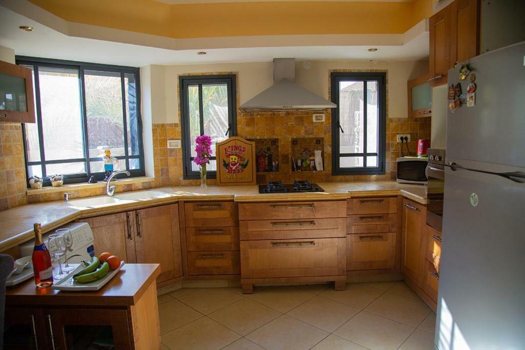 Efroni Villa Guesthouse 埃拉特 外观 照片
